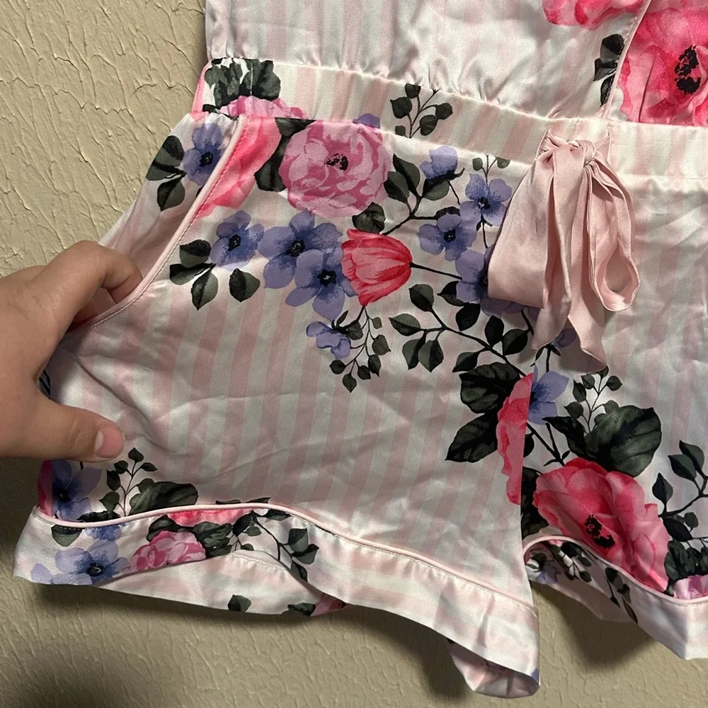 Victoria’s Secret Pajama‎ Romper Size Medium